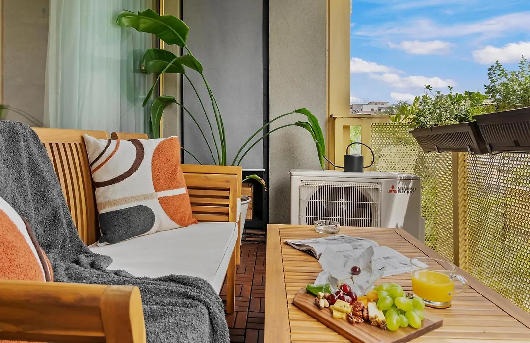 Mido Bird Luxury Apartment With Private Parking & Self Check-In-1